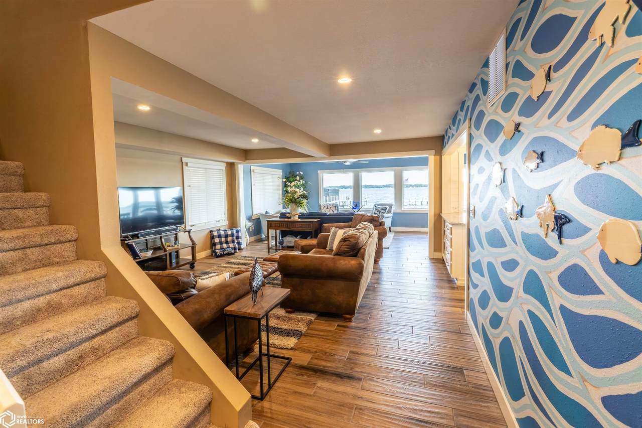 4655 Shore Drive - Photo 1