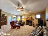 1112 Sapphire Court - Photo 9