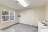 815 40th Street - Photo 32
