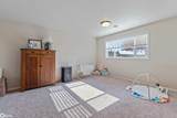 320 Henschen Street - Photo 18