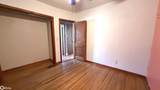 915 9th Street - Photo 13