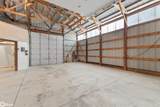 15715 Delaware Avenue - Photo 14