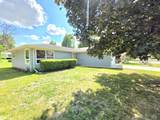 1009 Manor Drive - Photo 3