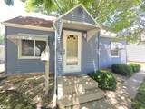 1046 1st St Ne - Photo 2