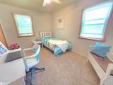 616 Indiana - Photo 24