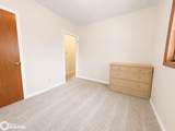 208 Lake St - Photo 4