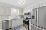 2515 Lakeview Court - Photo 15
