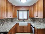 1031 Heritage Drive - Photo 4