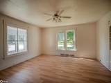 546 4th Street - Photo 4