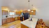 227 Westview Dr S - Photo 4