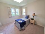 1748 Hillcrest Dr - Photo 28