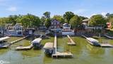 2217 Lakeview Drive - Photo 34