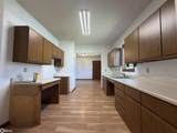 826 Main Avenue - Photo 9