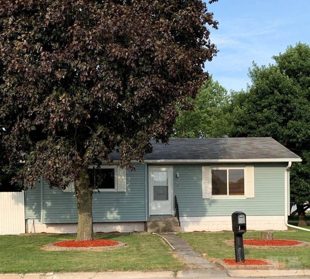 831 Pierce Avenue - Photo 1