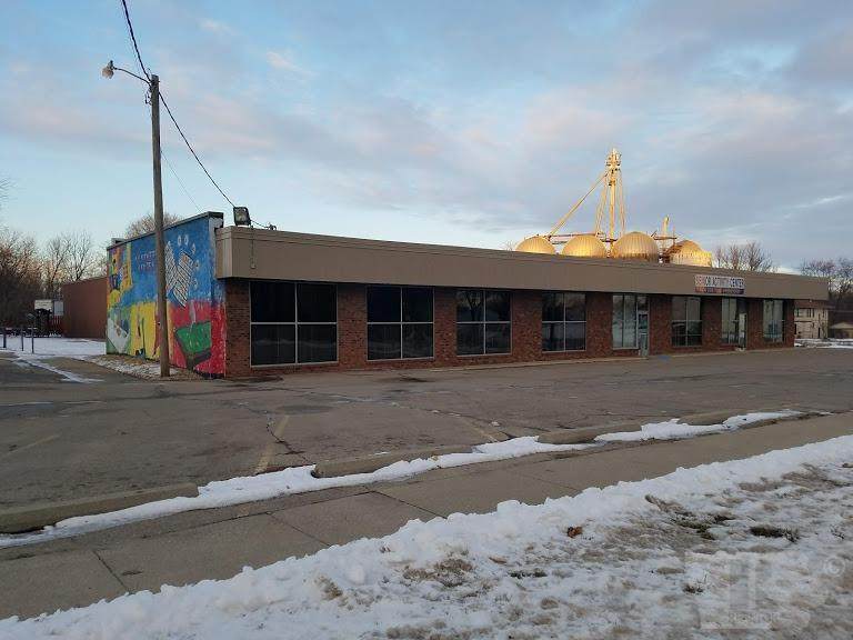 326 4th Street - Photo 1