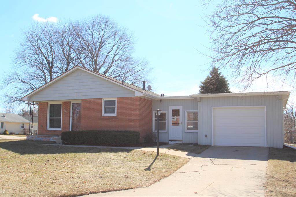 329 22nd Street - Photo 1