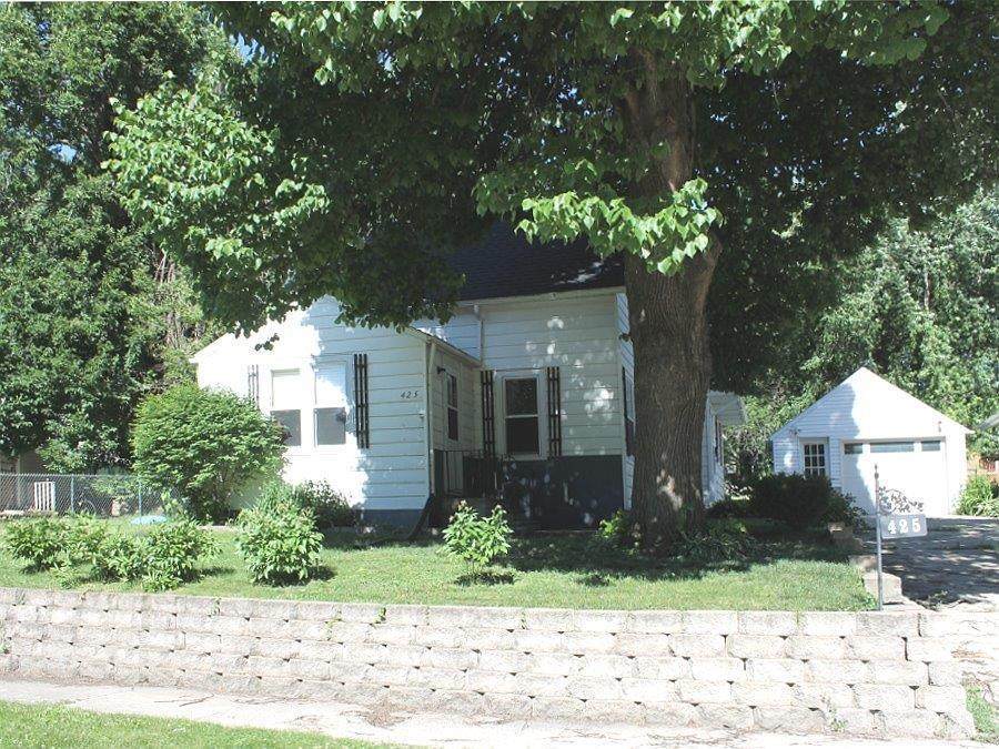 425 9th Street - Photo 1 425 9th Street - Photo 1