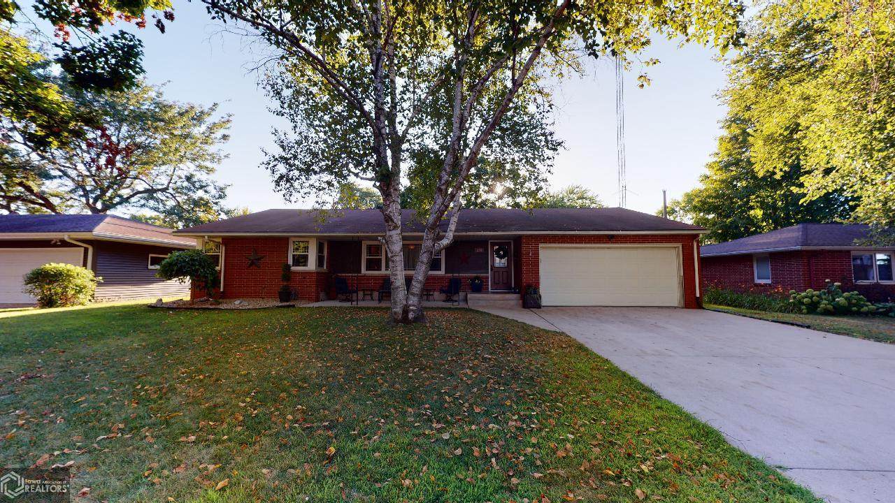 156 Parkridge Drive - Photo 1