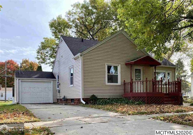 307 10th Street - Photo 1