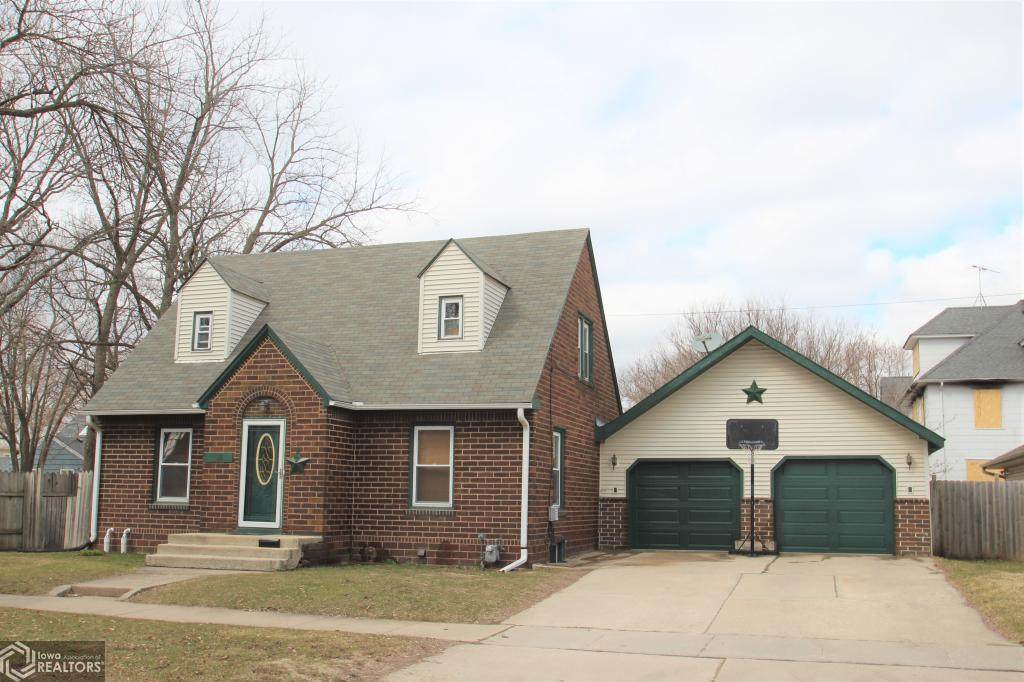 410 7th Street - Photo 1