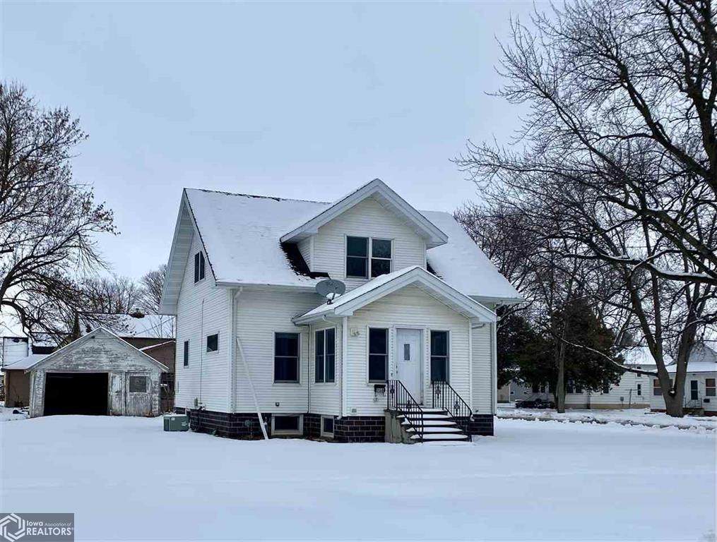 908 3rd Avenue - Photo 1