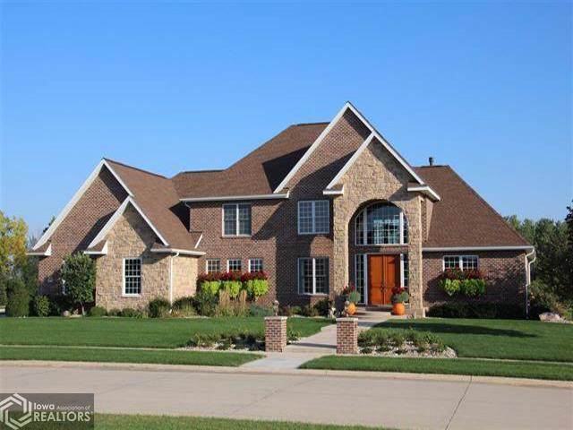 145 Pebble Creek Drive - Photo 1
