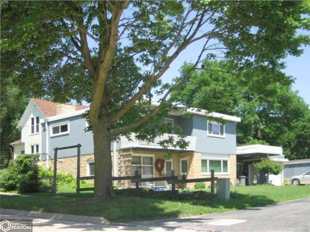 515 6th Street - Photo 1