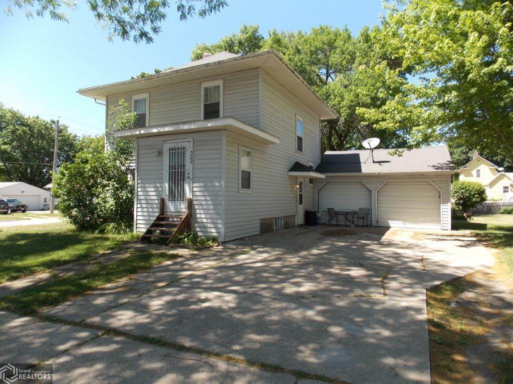 302 9th Street - Photo 1