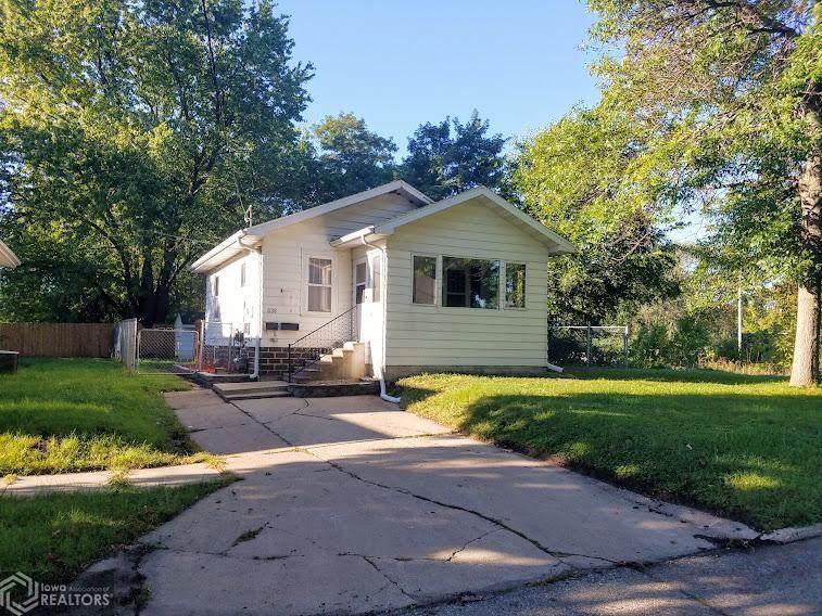 539 10th Street - Photo 1