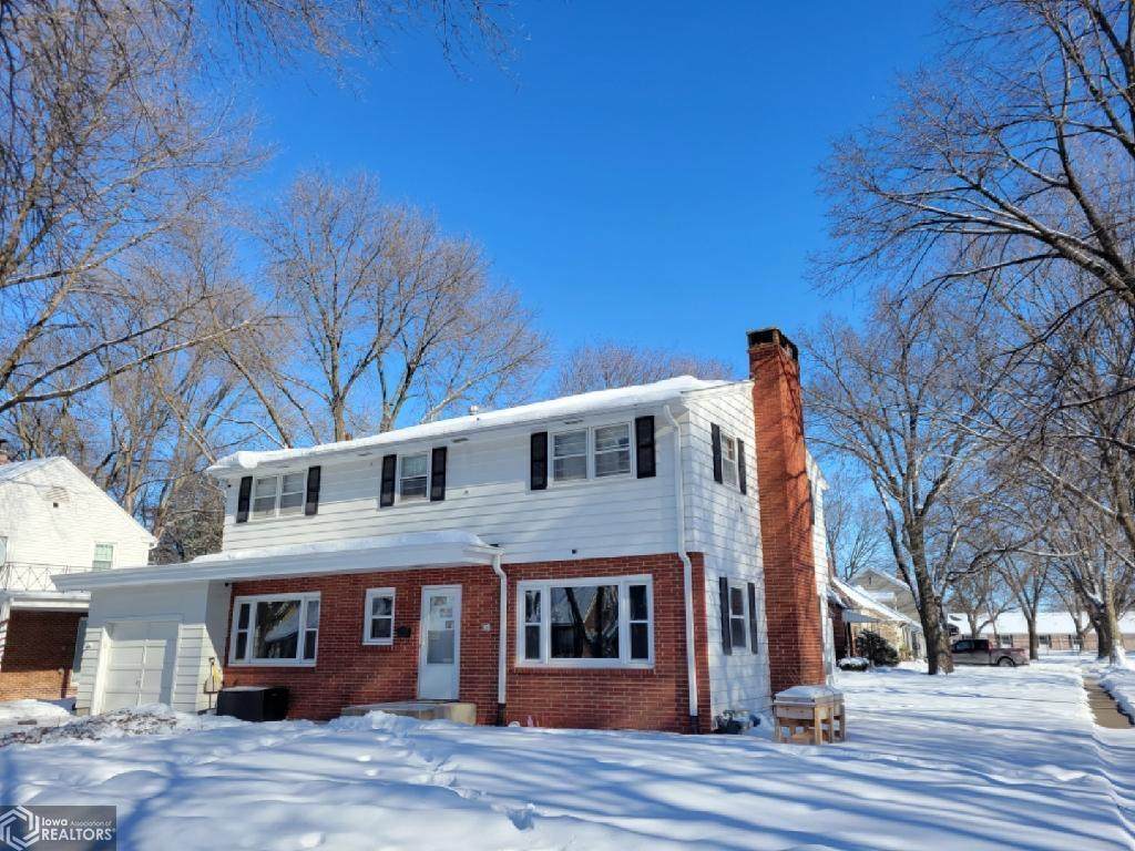 423 Vermont Avenue - Photo 1