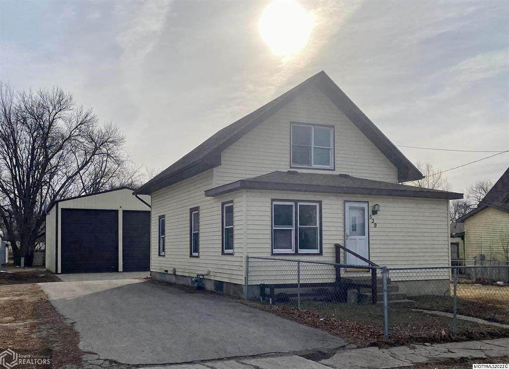 539 Broadway Street - Photo 1