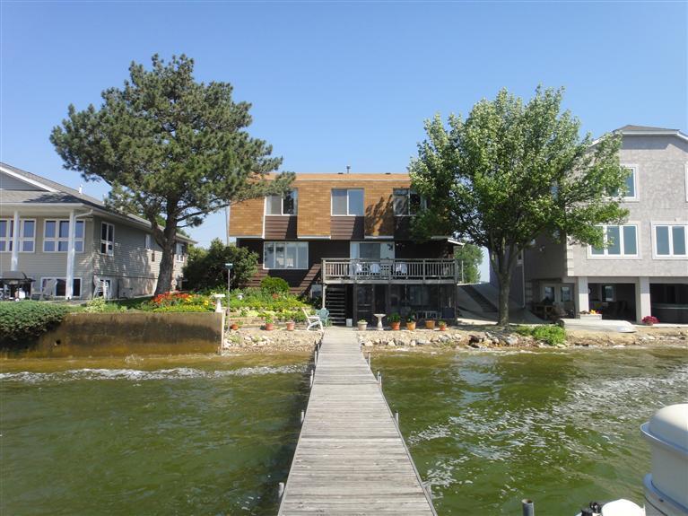 4639 Shore Drive - Photo 1