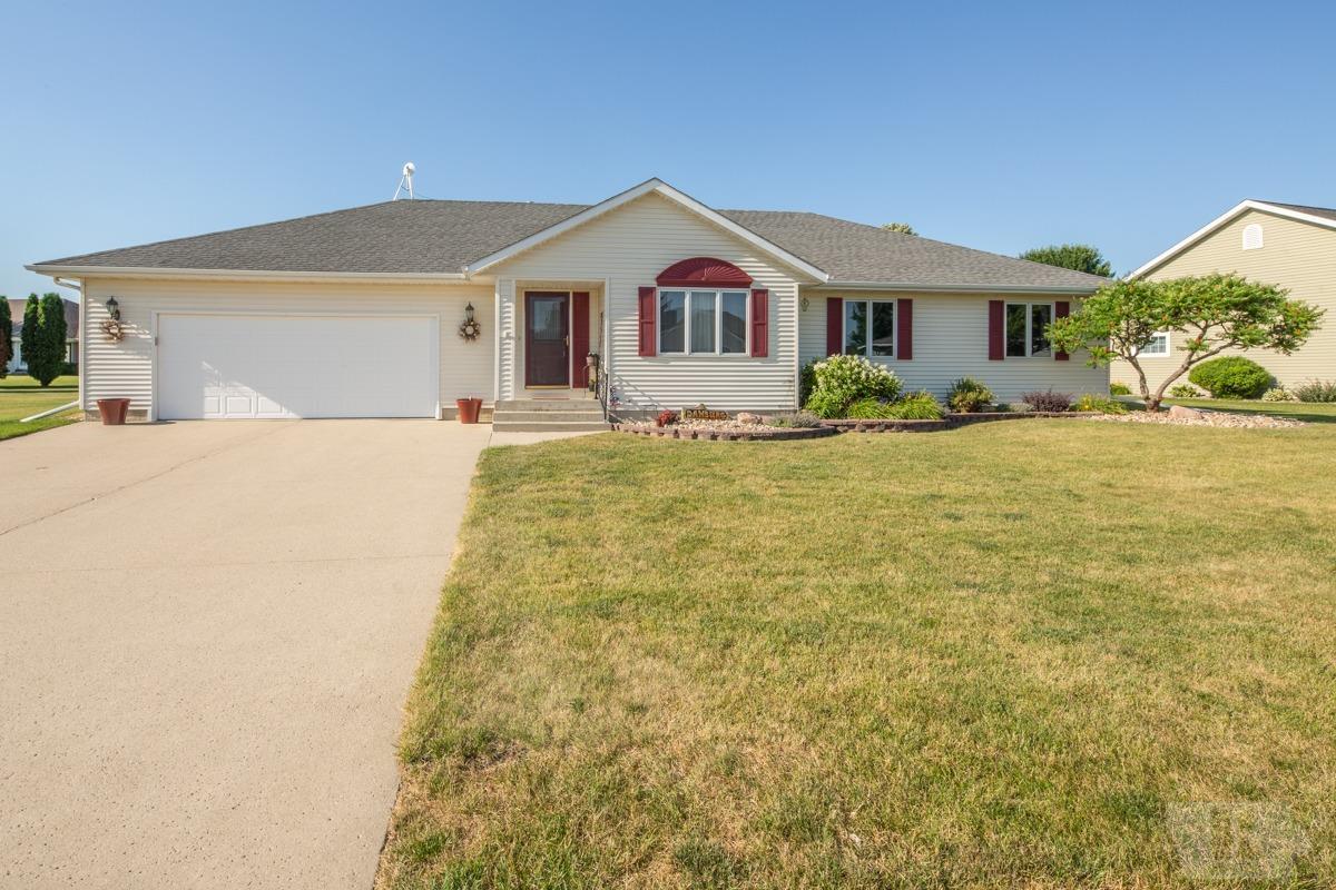 1120 Sapphire Court - Photo 1