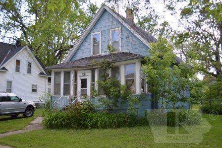 638 Adams Avenue - Photo 1