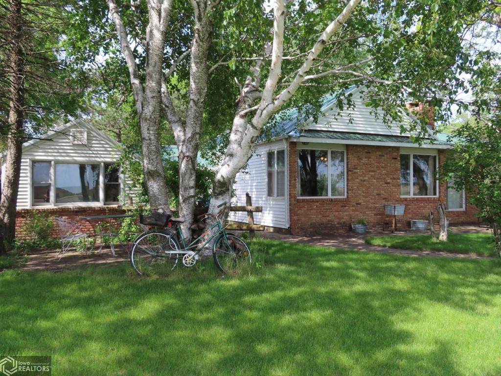 4082 120th Street - Photo 1