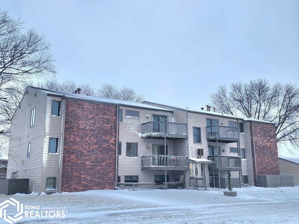 600 Briarstone Drive - Photo 1