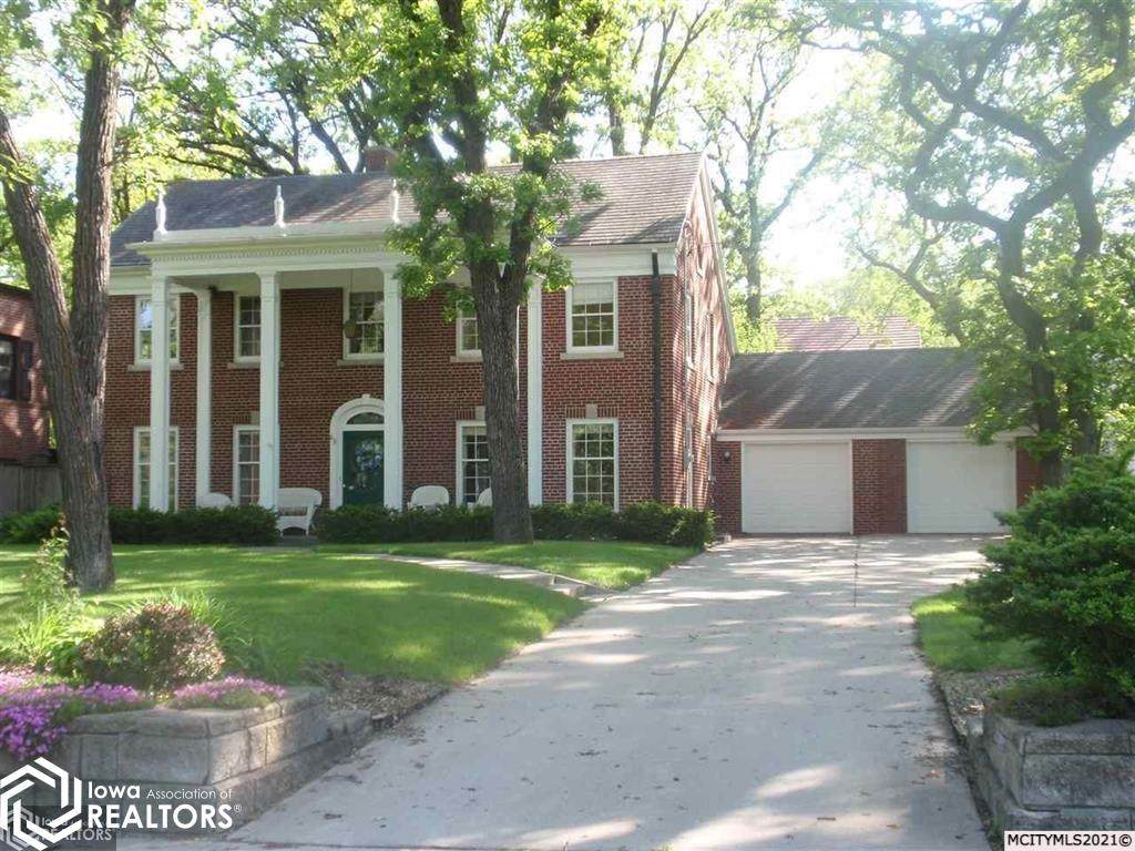 60 Crescent Drive - Photo 1