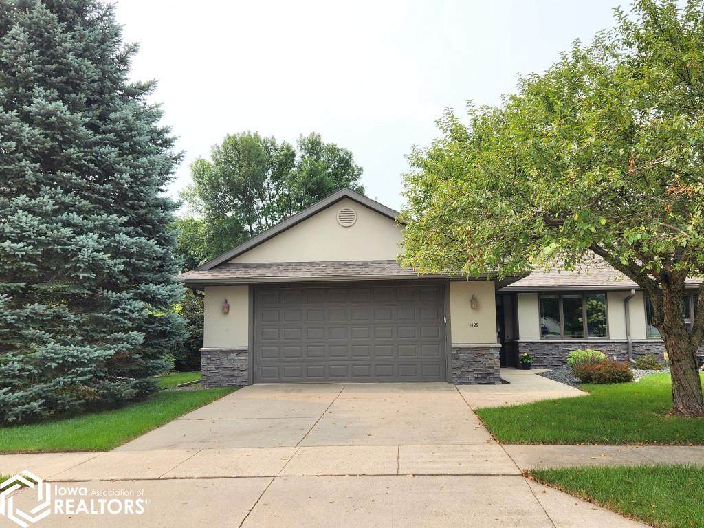 1429 Birch Drive - Photo 1