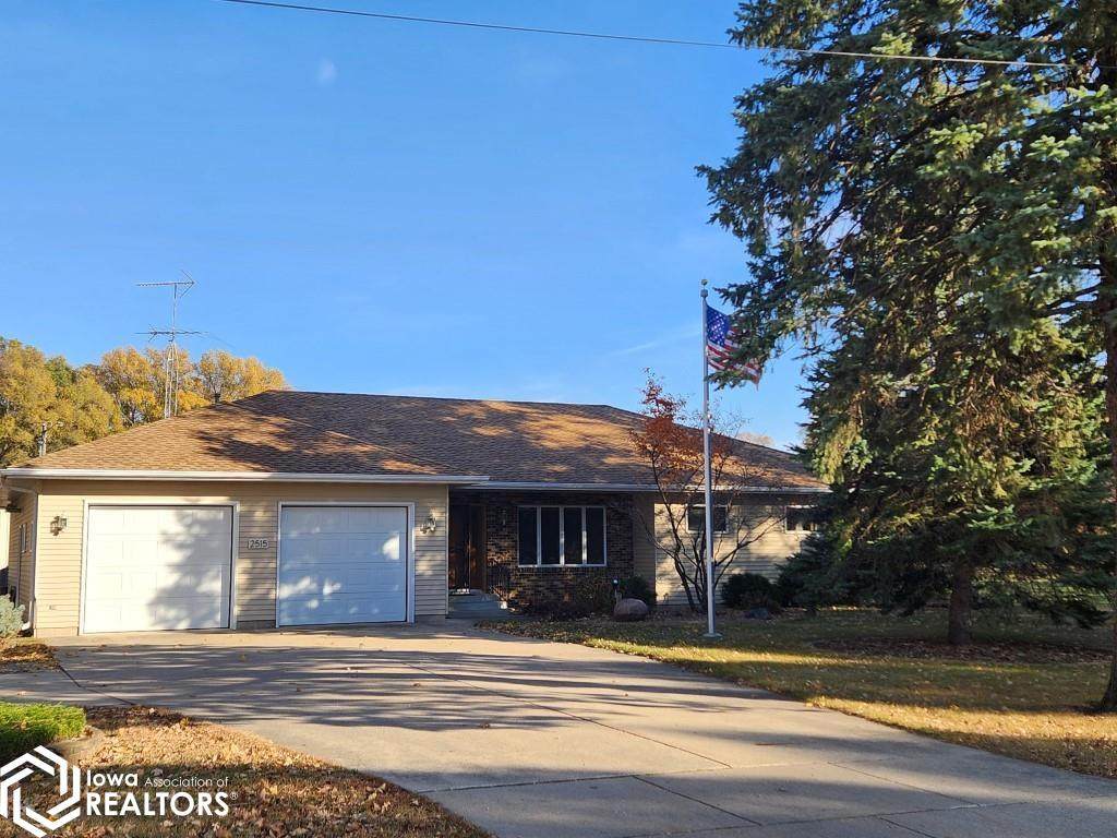 2515 Carolina Avenue - Photo 1
