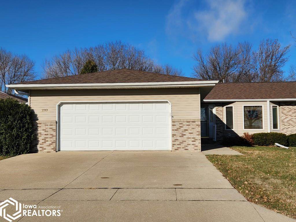 2212 14th Avenue - Photo 1