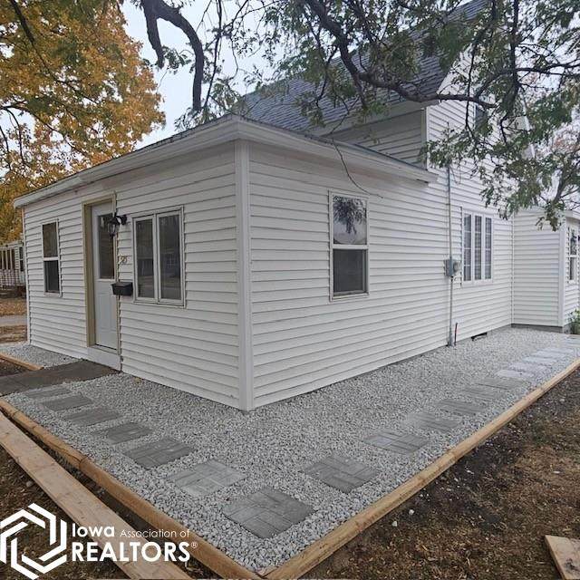 585 6th Avenue - Photo 1