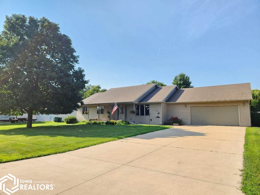 712 Bison Drive - Photo 1