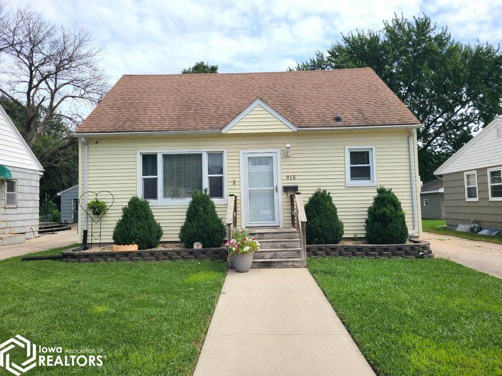 915 Polk Avenue - Photo 1