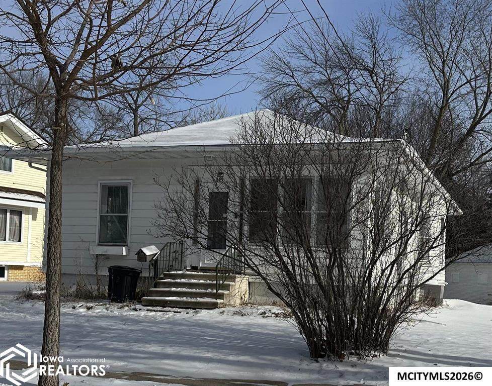 147 Crescent Drive - Photo 1