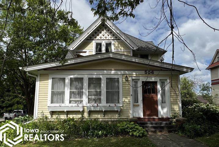 506 Clark Street - Photo 1