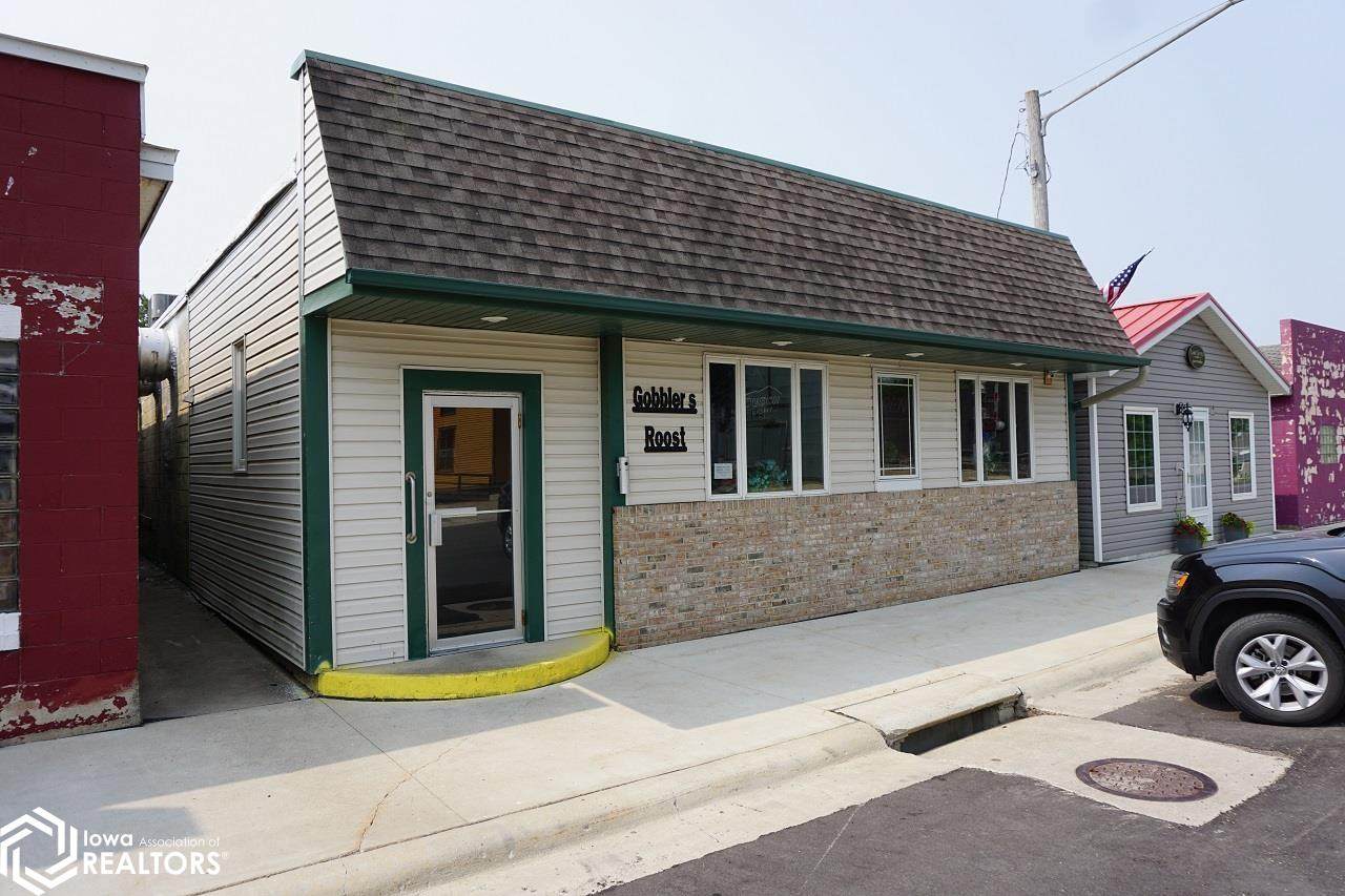 306 3rd St - Photo 1