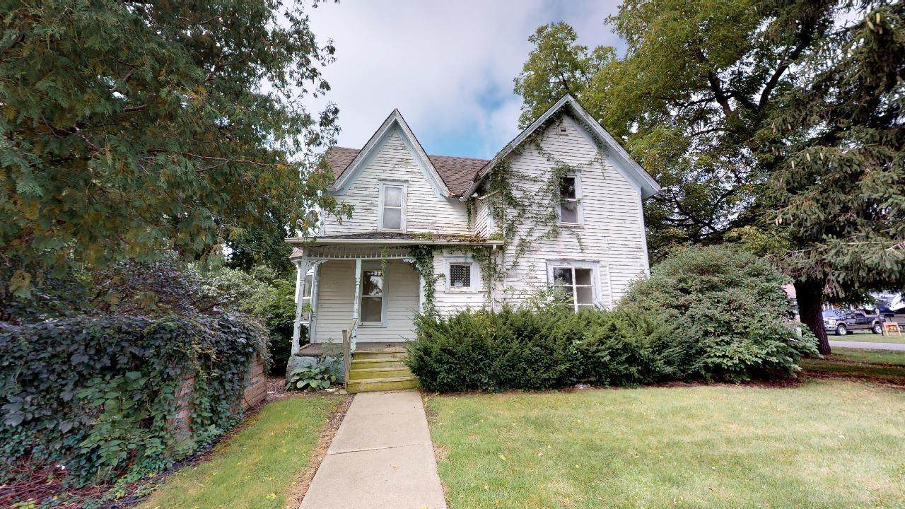 421 3rd Street - Photo 1
