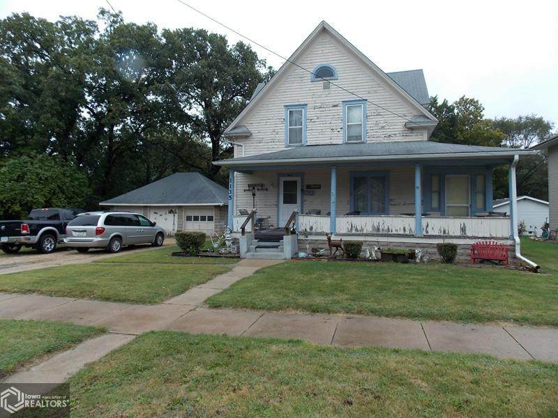 1135 Pennsylvania Avenue - Photo 1