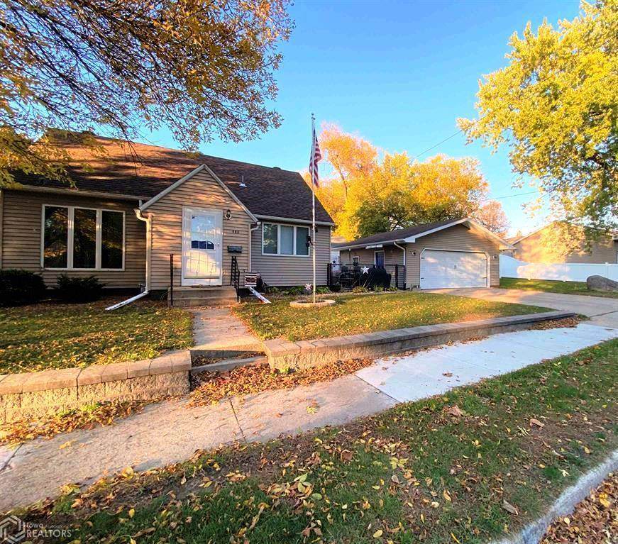 804 14th Street - Photo 1