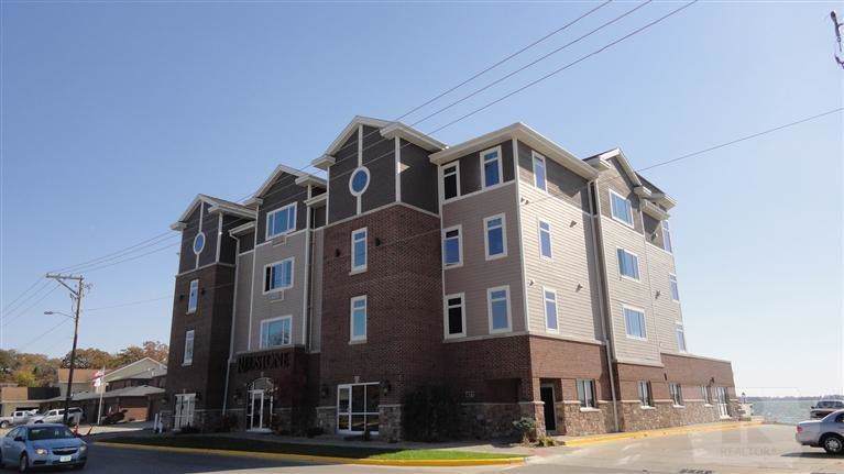 477 Shore Drive - Photo 1